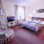 Sofinata & Pizzeria Guest house
