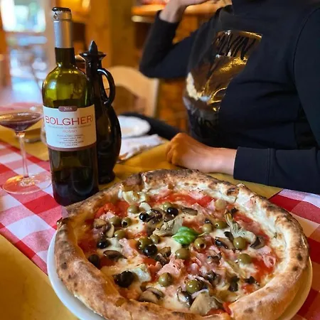 Sofinata & Pizzeria Casa de hóspedes